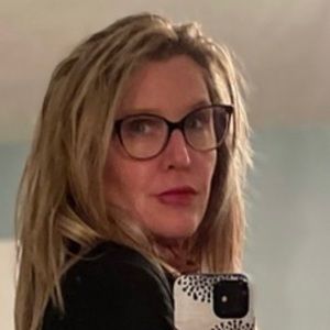 Meet your Posher, Teresa